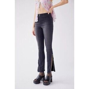 Urban Outfitters BDG Classic Skinny Jeans with Zips at Hem Size 28